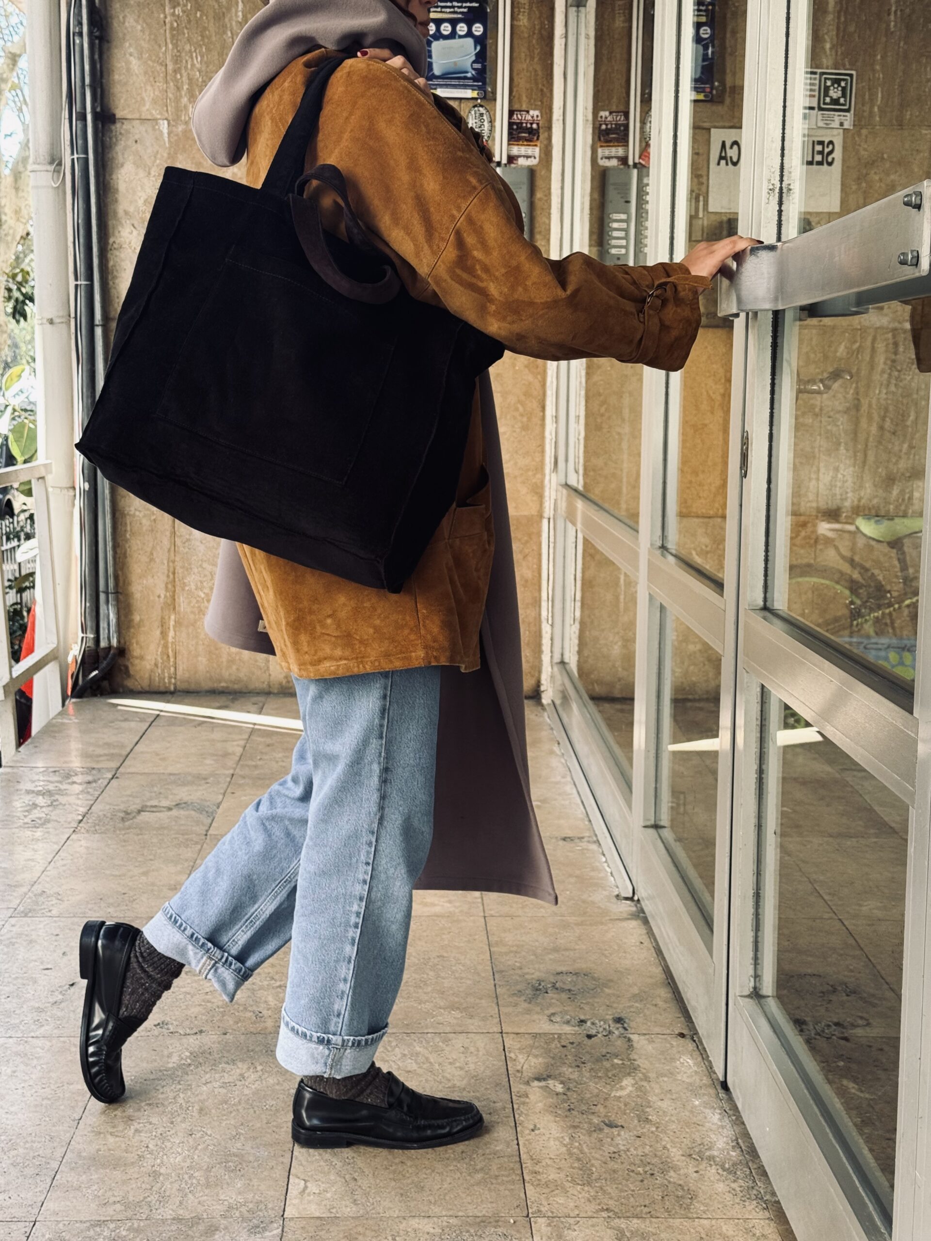 Romantik Siyah - Görsel 3